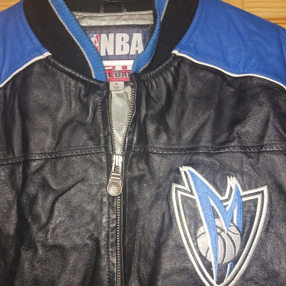 NBA RARE VINTAGE 100% LEATHER DALLAS MAVERICKS MENS MEDIUM M  JACKET COAT $250 - Picture 3 of 3